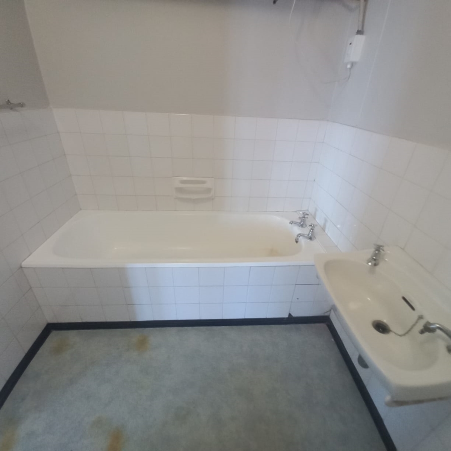 1 Bedroom Property for Sale in Richmond Hill Eastern Cape